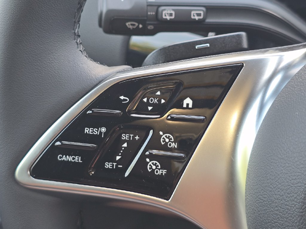 New 2026 Mountain Grey Metallic Mercedes-Benz GLA 250 image 36
