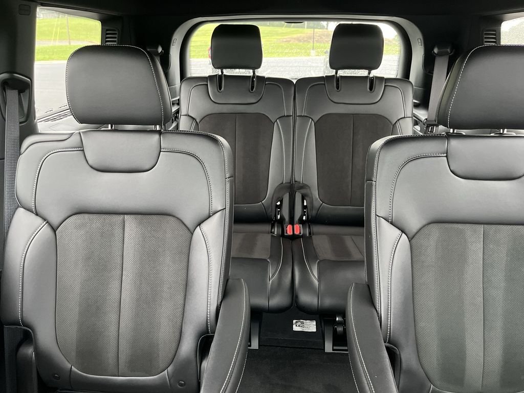 Used 2025 Gray Jeep Altitude X image 23