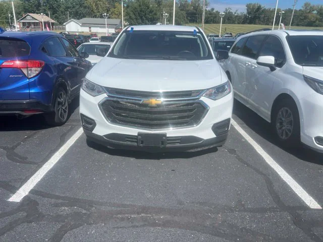Used 2020 White Chevrolet LS image 3