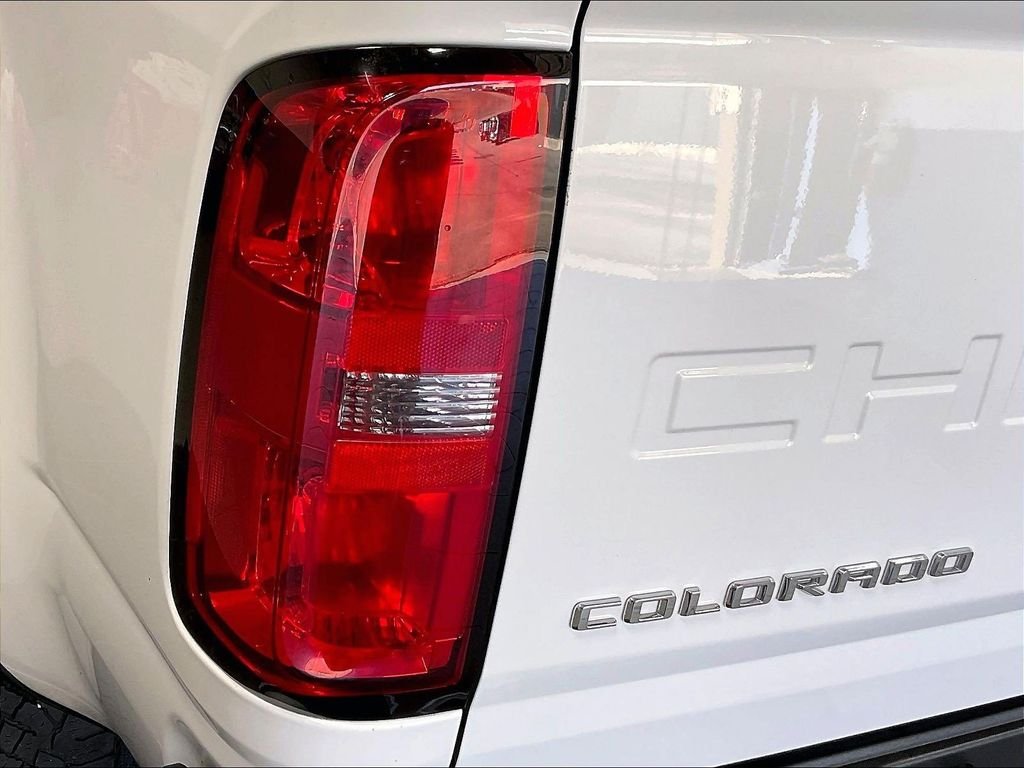 Used 2022 White Chevrolet ZR2 image 33