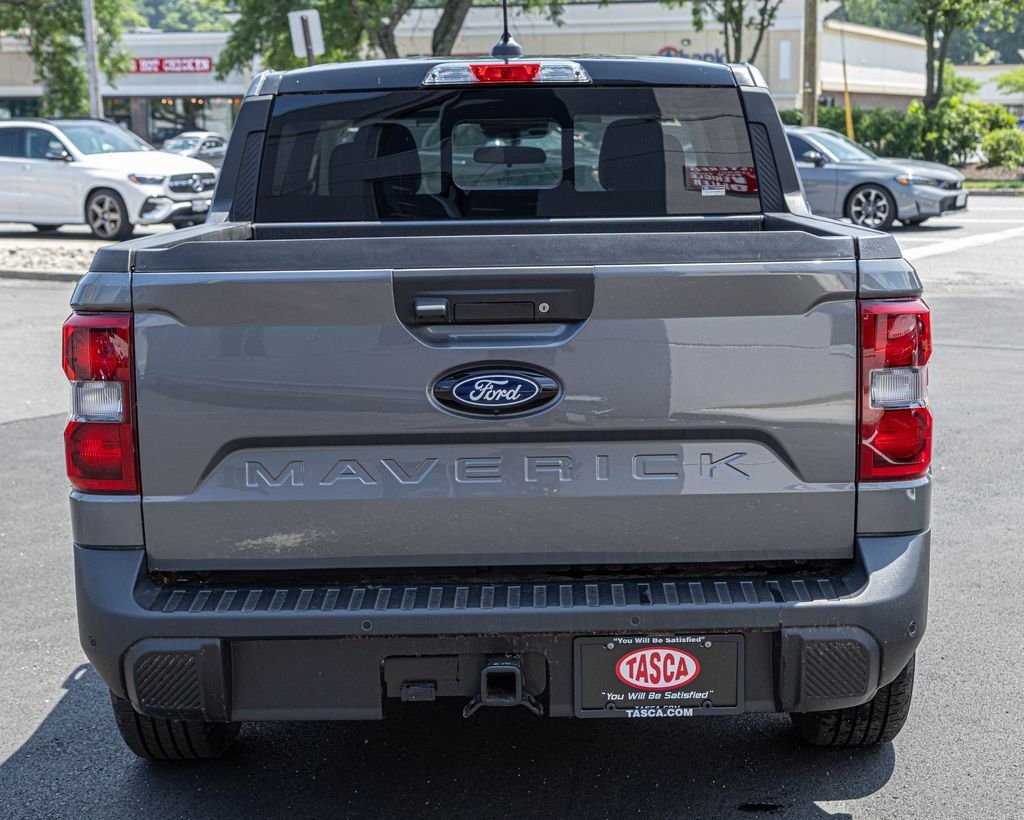 New 2026 Carbonized Gray Metallic Ford Lariat® image 4