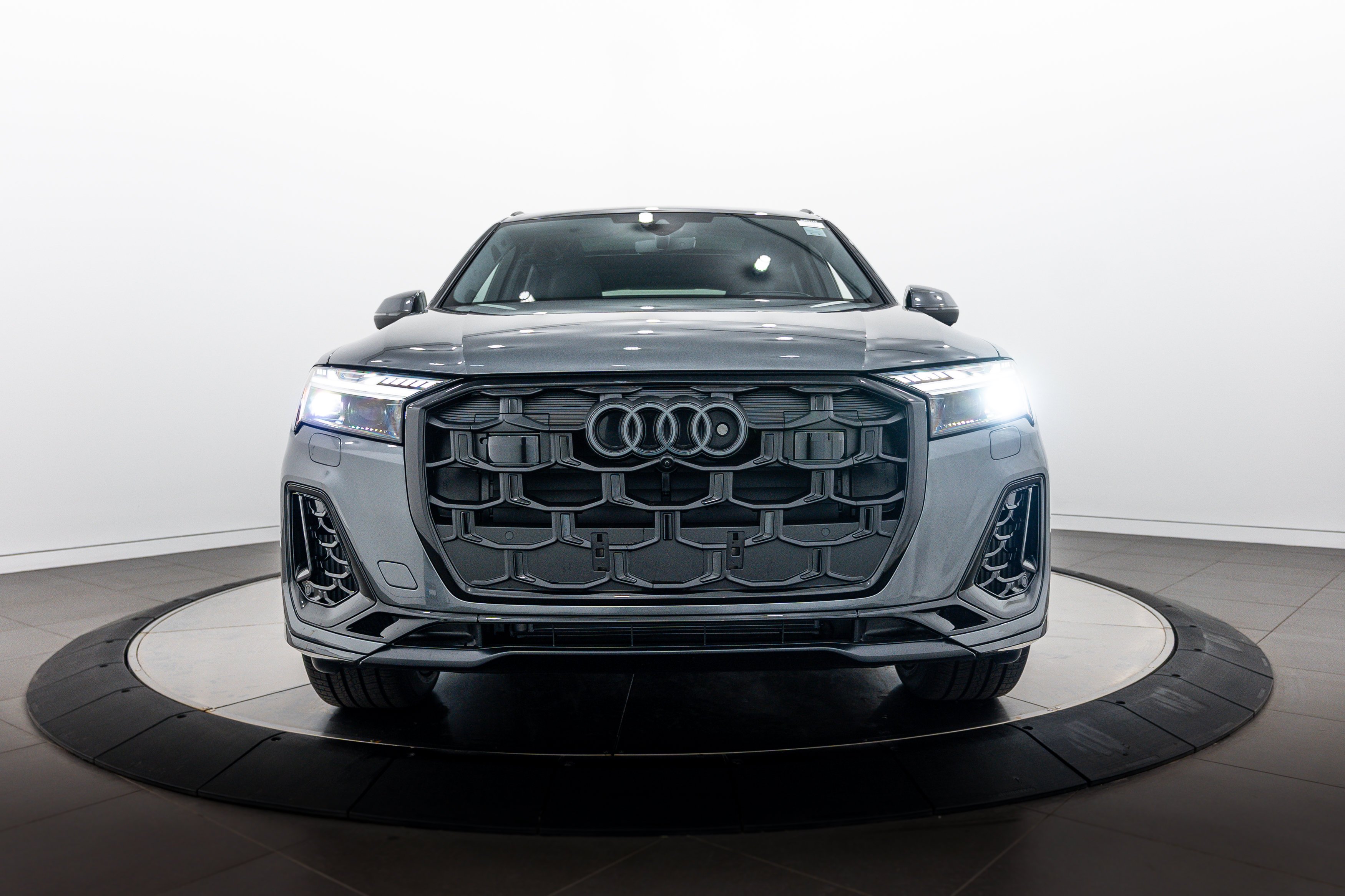 New 2026 Daytona Gray Audi S line Prestige image 24