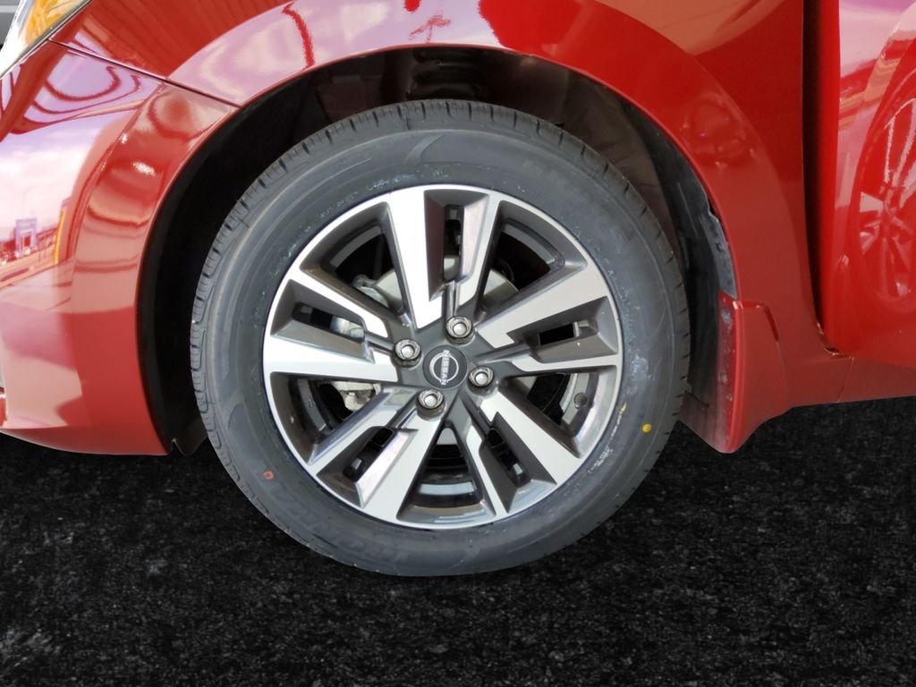 Used 2025 Red Nissan 1.6 SV image 26