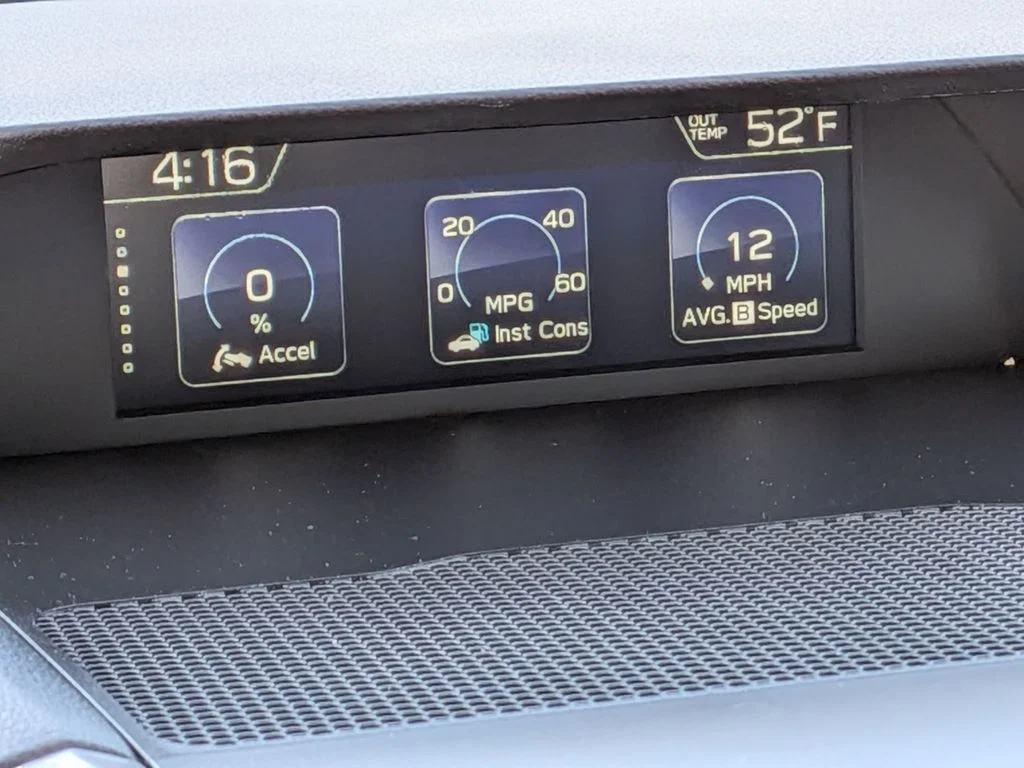 Used 2022 White Subaru Touring image 18