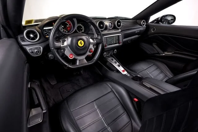 Used 2017 Nero Ferrari T image 29