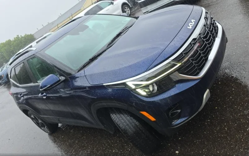 Certified Used 2024 Blue Kia EX image 1