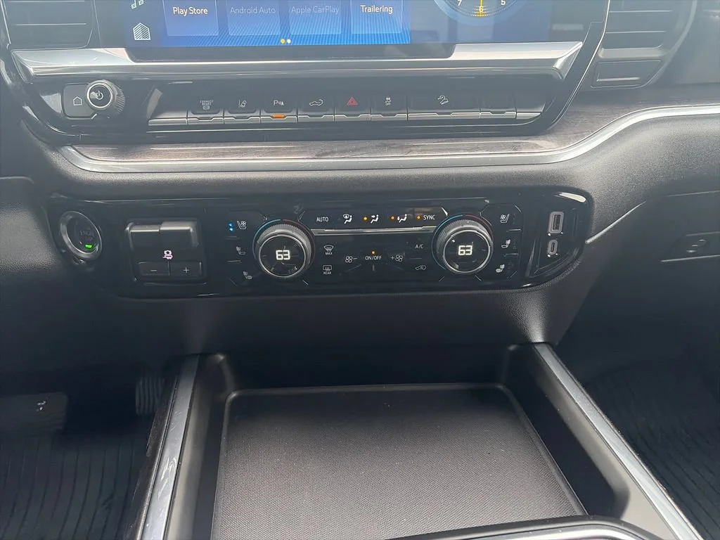 2025 Chevrolet Silverado 2500HD LTZ - Photo 18