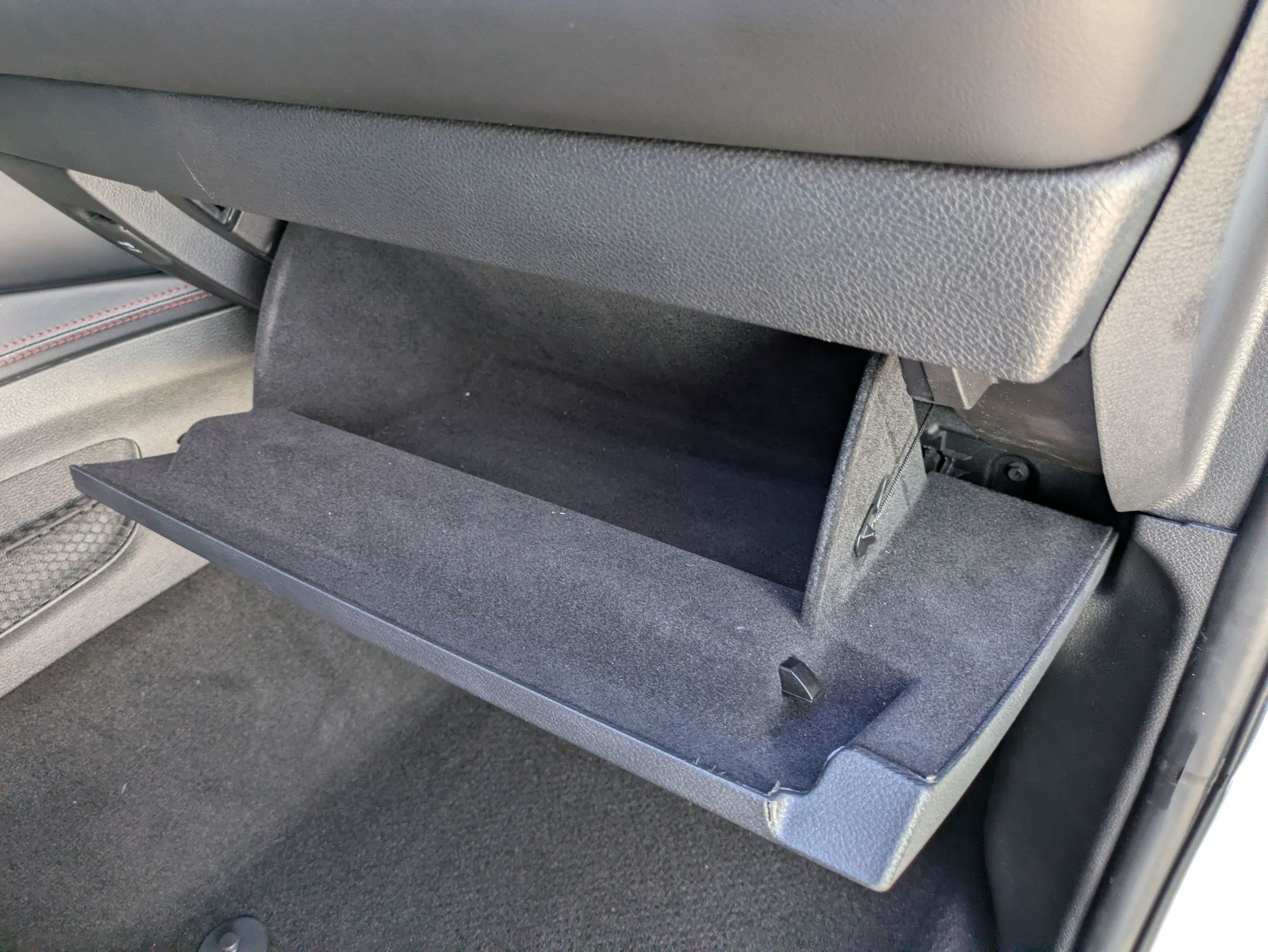 Used 2025 White Dodge R/T Plus AWD image 32
