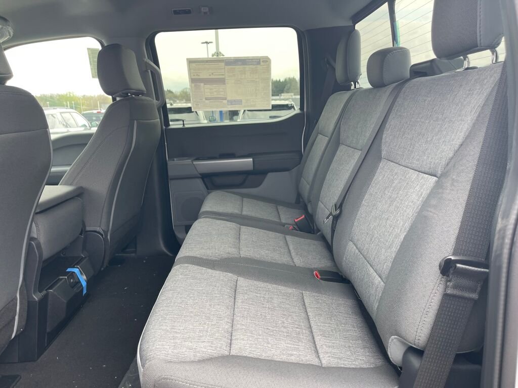 New 2026 Oxford White Ford XL image 18