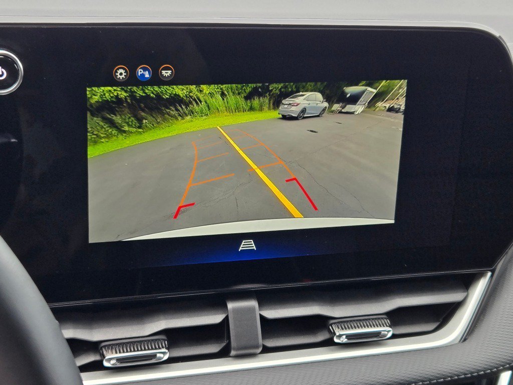2025 Chevrolet Equinox LT - Photo 23