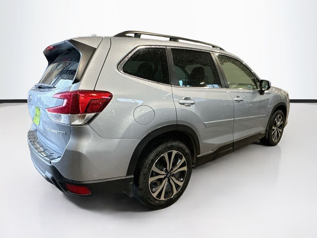 Used 2023 Silver Subaru Limited image 5
