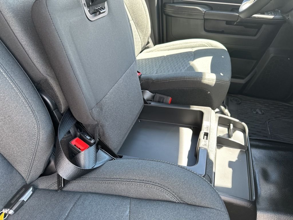 2025 RAM 2500 Big Horn - Photo 46