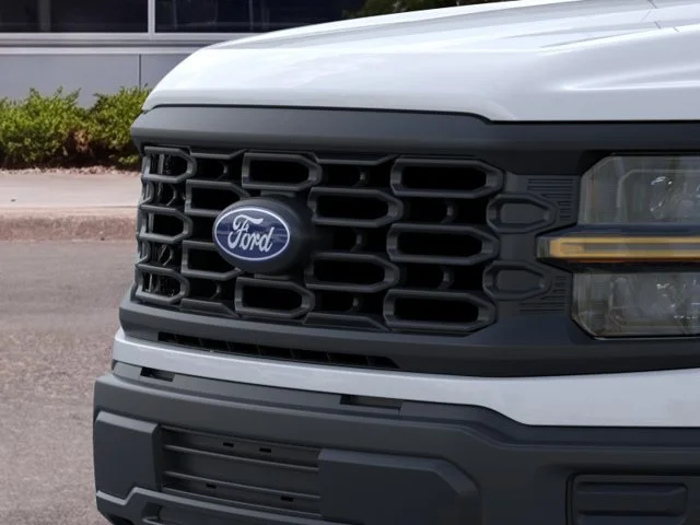 New 2026 Oxford White Ford XL image 17