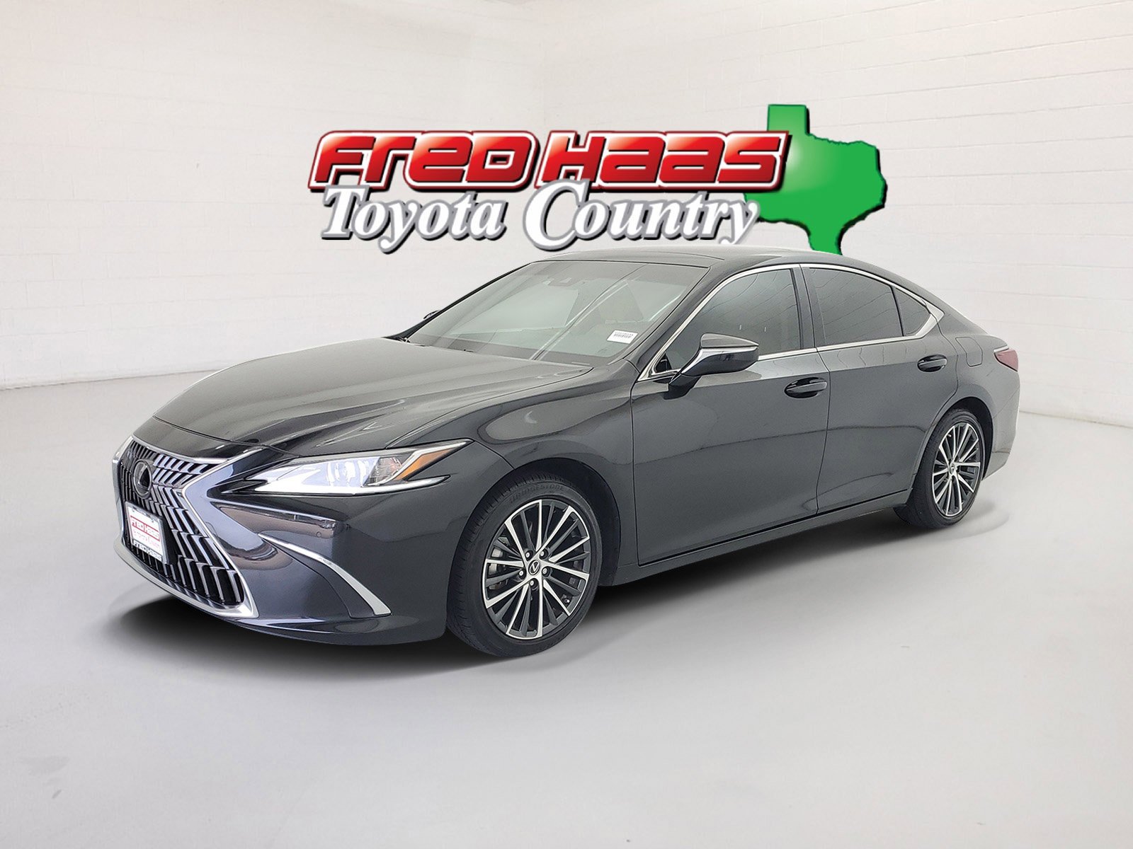2025 Lexus ES 350 350's photo
