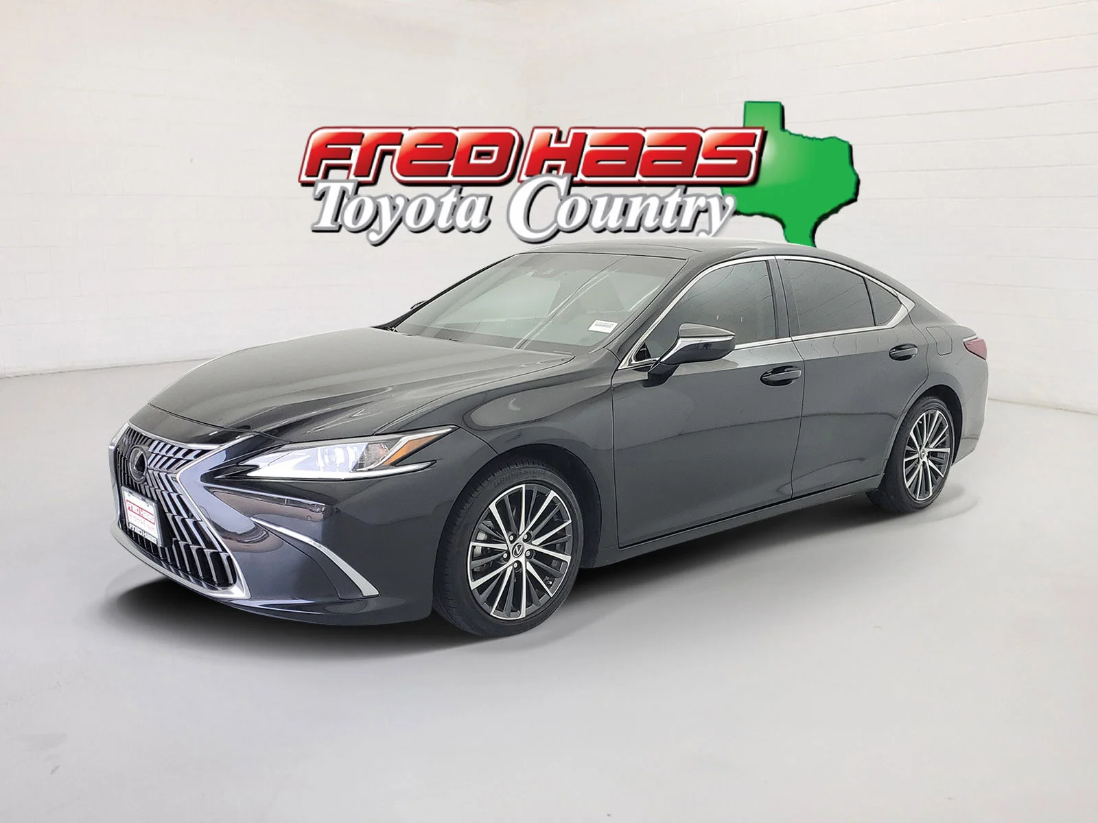 2025 Lexus ES 350 350's photo