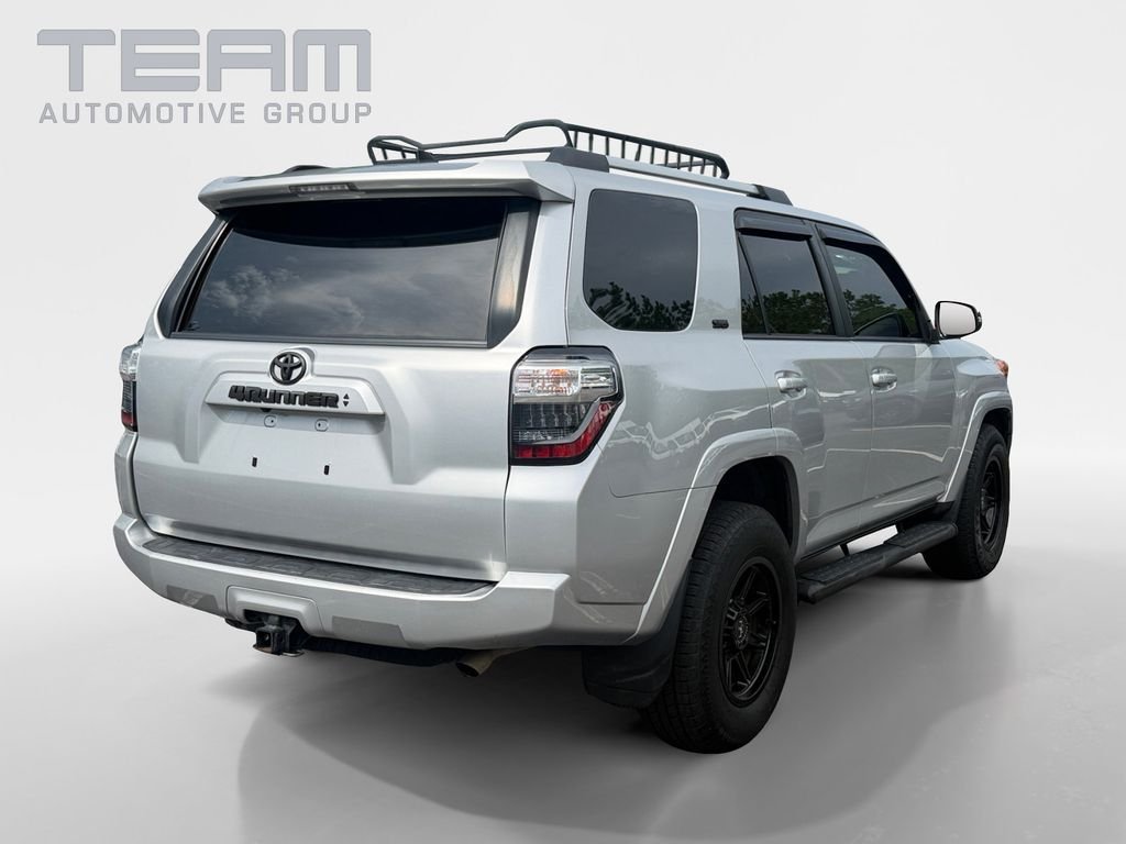 Used 2022 Silver Toyota SR5 Premium image 7
