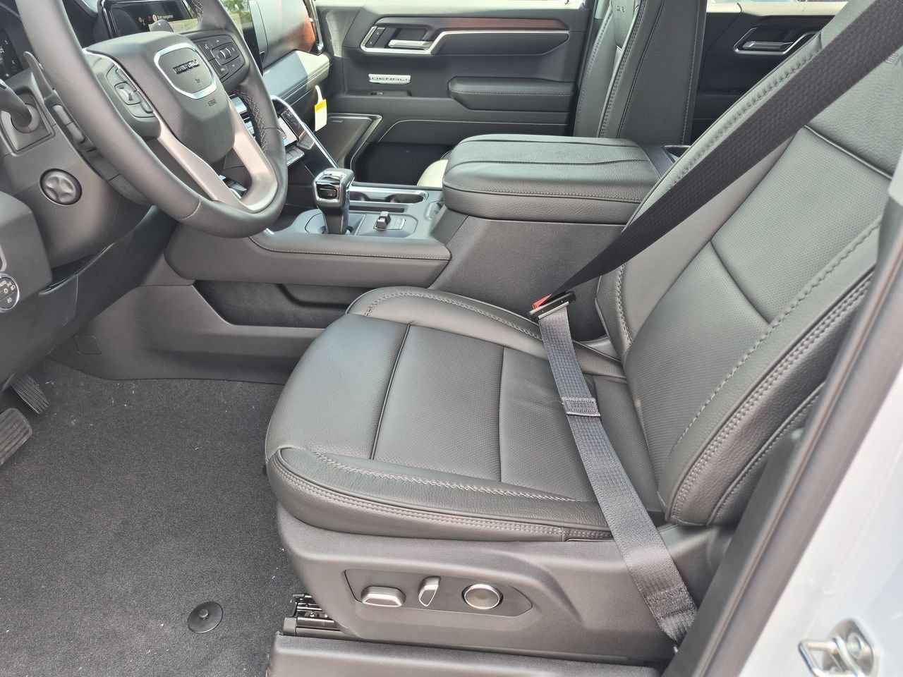 2026 GMC Sierra 1500 Denali - Photo 20