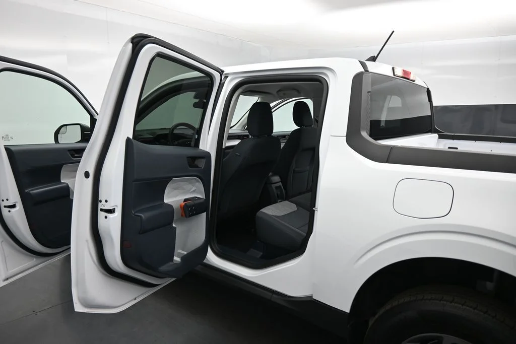 Certified Used 2023 White Ford XLT image 15