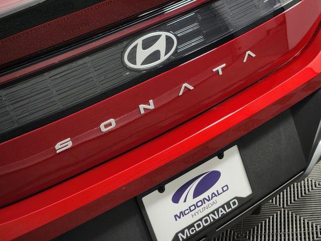 New 2026 Red Hyundai SE image 9