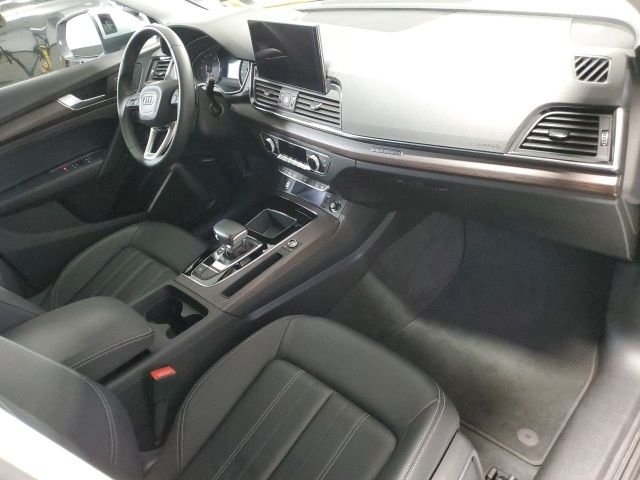 2023 Audi Q5 Premium - Photo 25