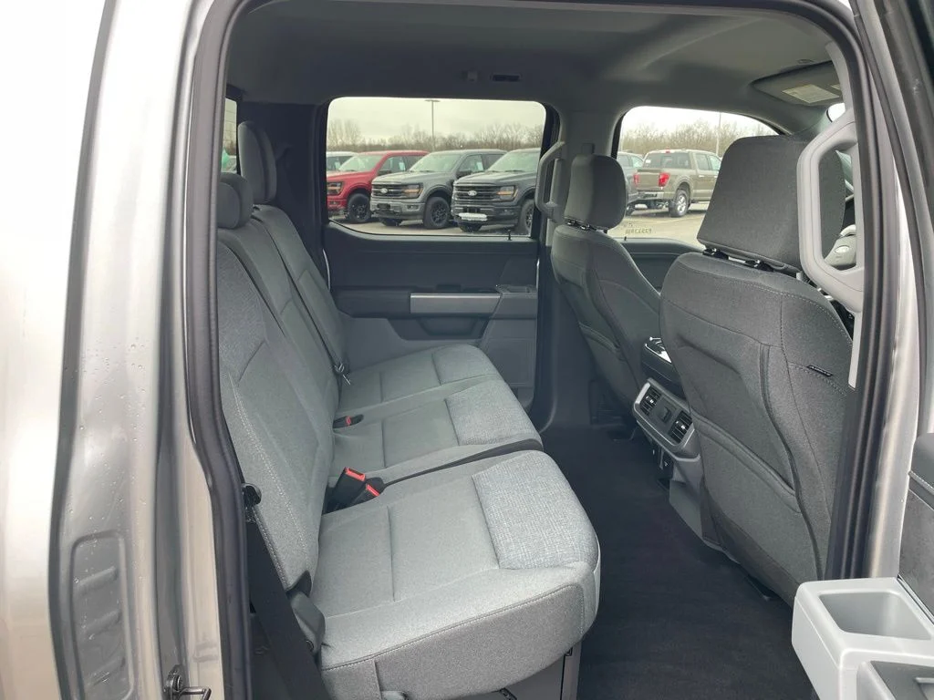 2025 Ford F-150 XLT - Photo 59