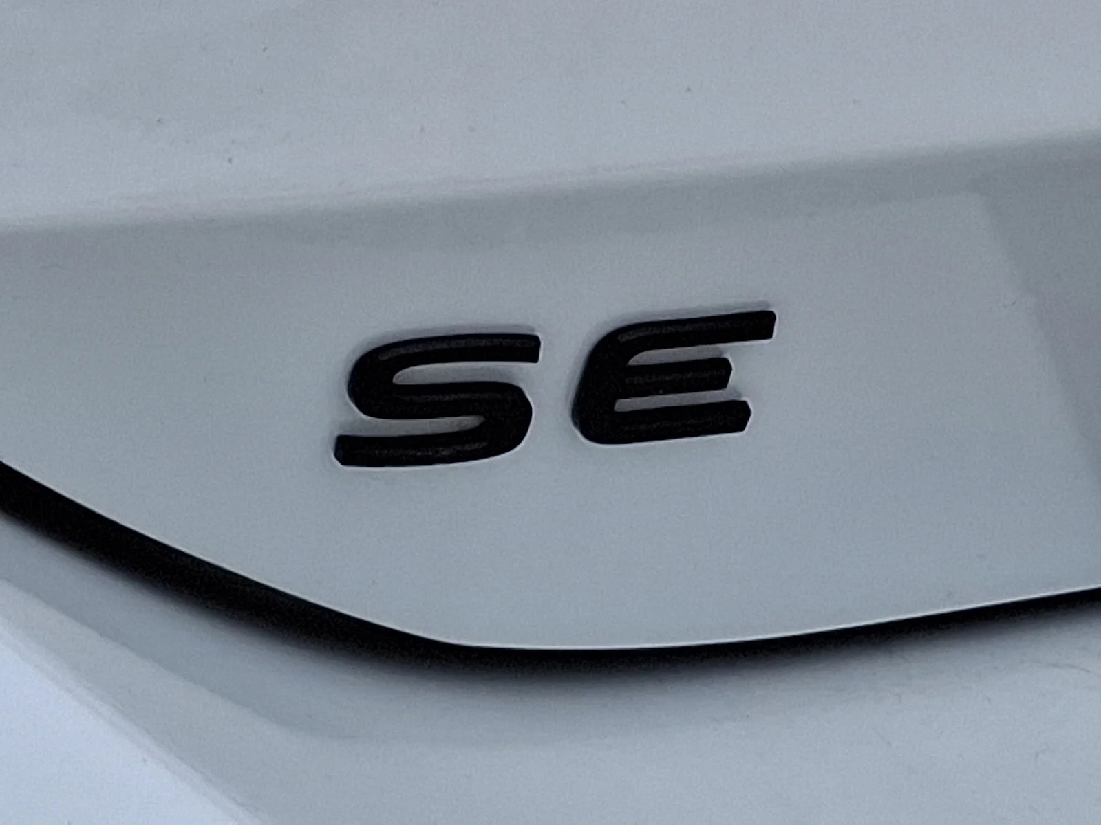 New 2026 Opal White Pearl Volkswagen SE R-Line Black image 21