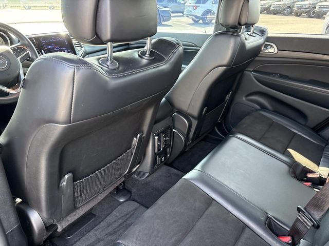Certified Used 2019 Gray Jeep Altitude image 16