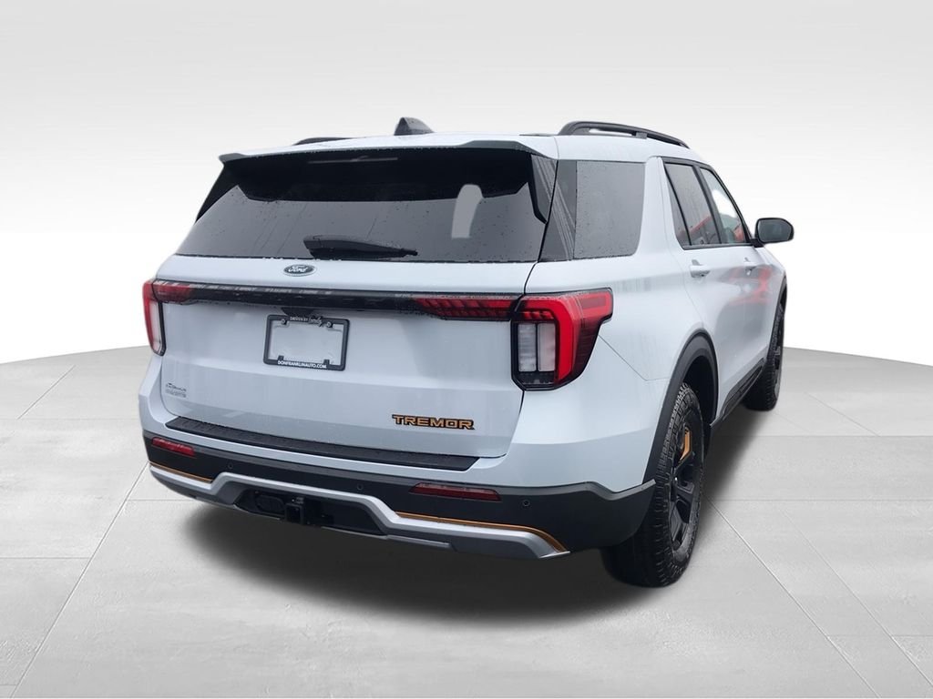 New 2026 Space White Metallic Ford Tremor® image 8