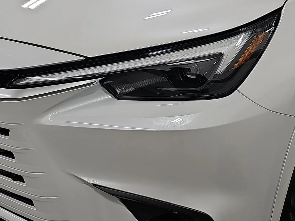 New 2026 Wind Chill Pearl Lexus PREMIUM AWD image 30