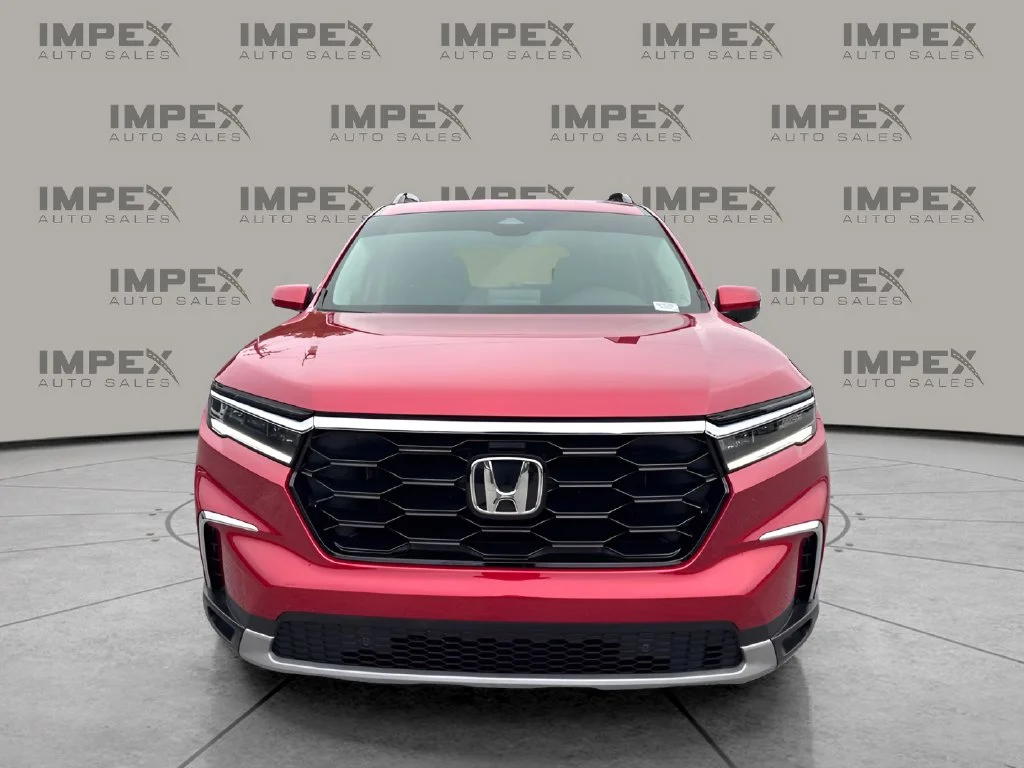 Used 2025 Red Honda Touring image 8