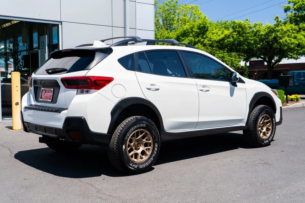 Used 2018 White Subaru 2.0i Premium image 6