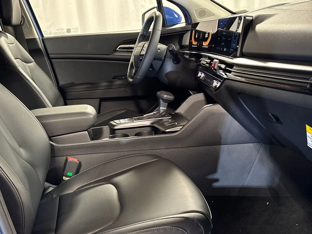 New 2026 Glacial White Pearl Kia EX image 29