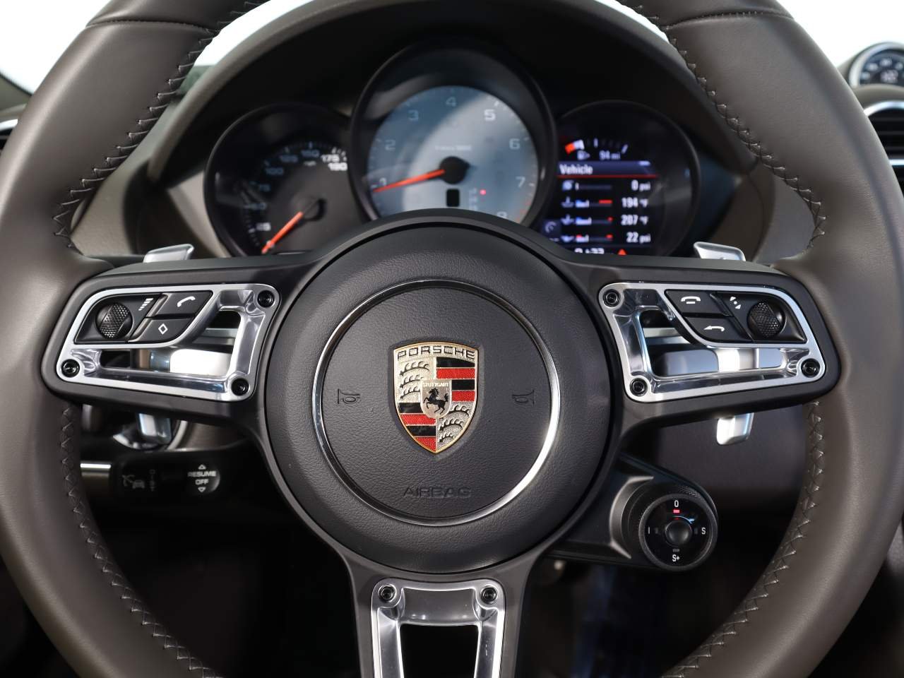 2025 Porsche 718 S - Photo 18