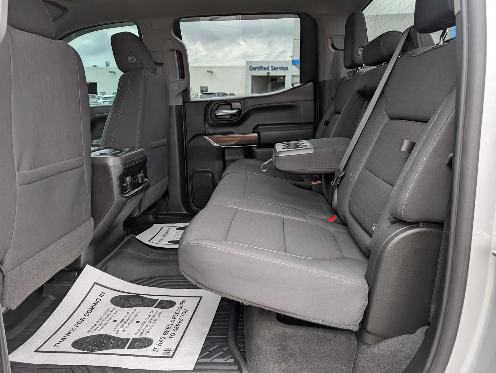 Used 2022 Silver Ice Metallic Chevrolet LT Trail Boss image 18