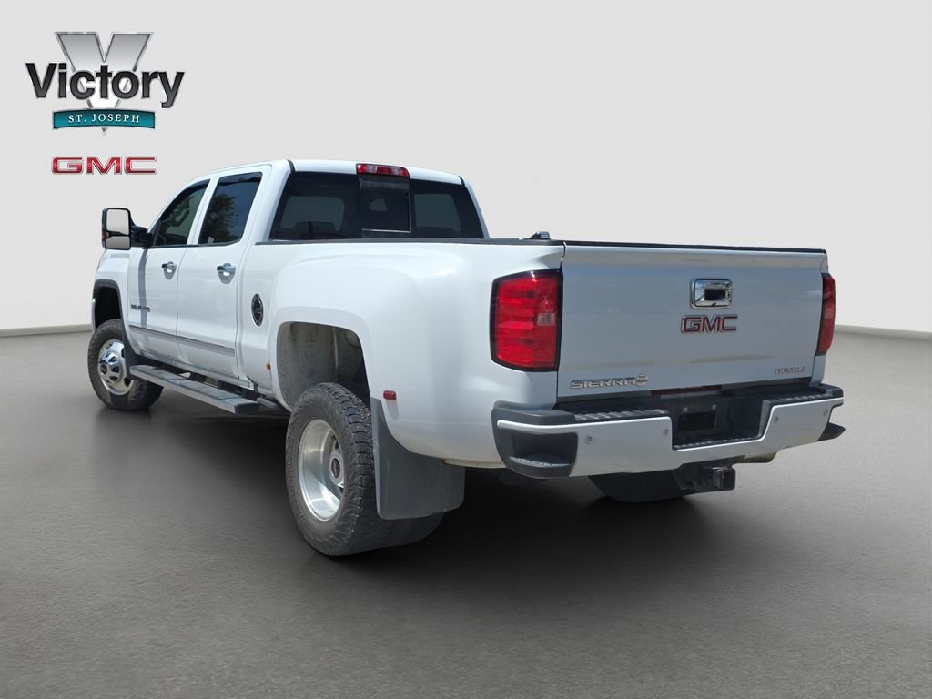 Used 2017 SUMMIT WHITE GMC Denali image 15