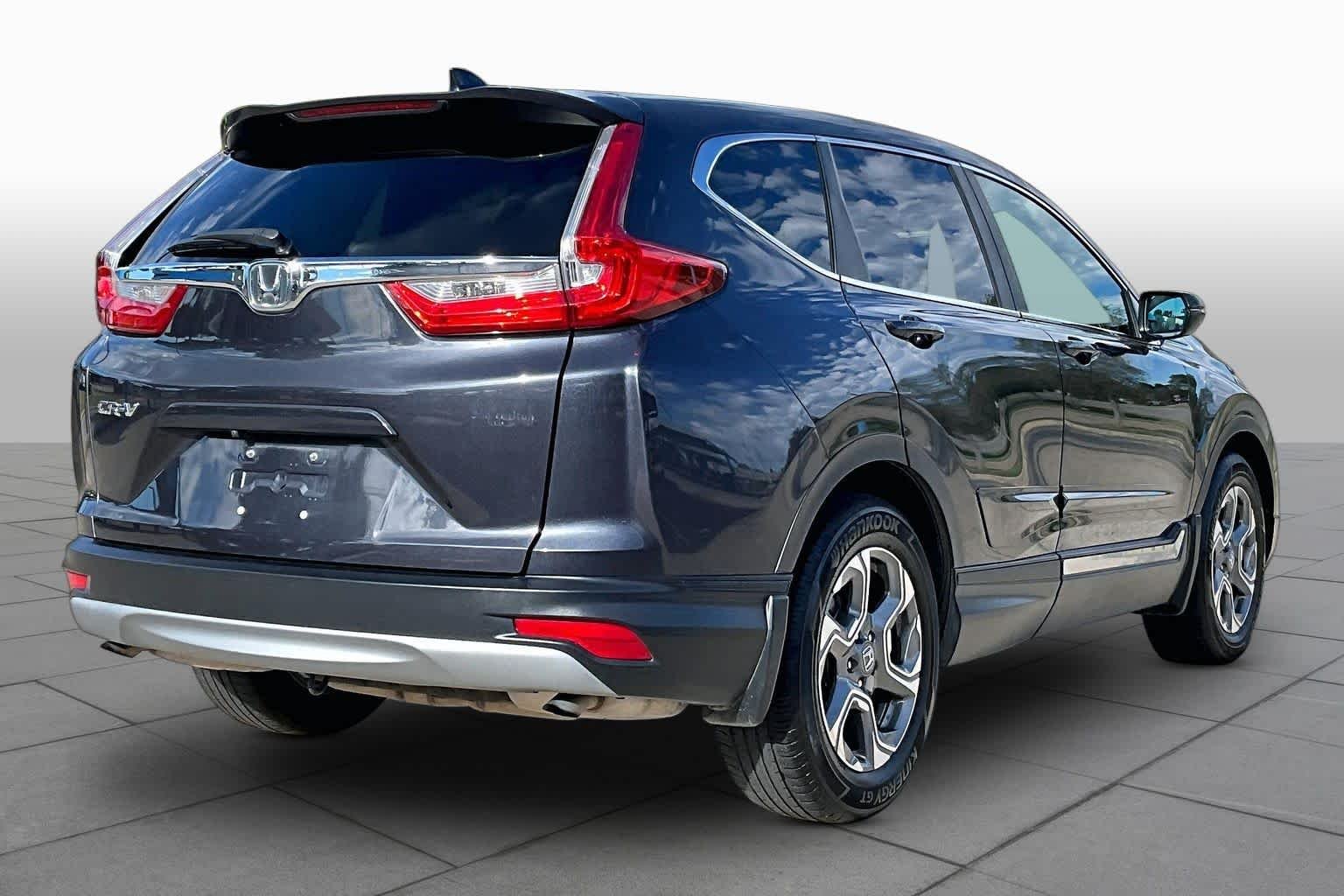 Used 2018 Gunmetal Metallic Honda EX-L image 13