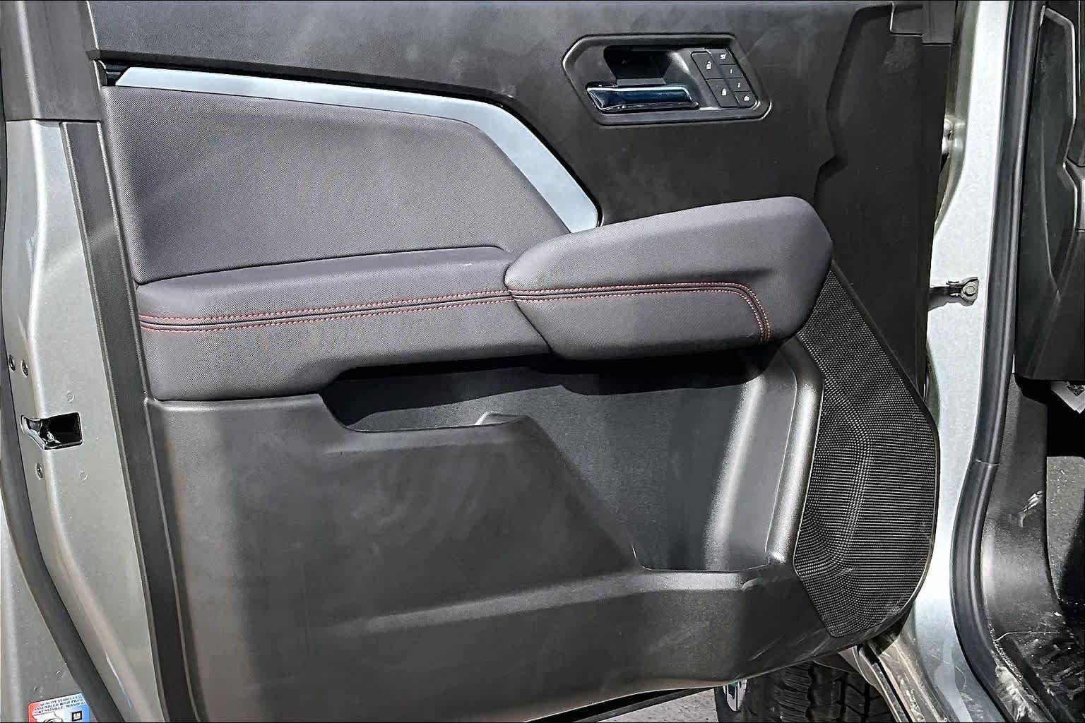 2026 Chevrolet Colorado Z71 - Photo 11