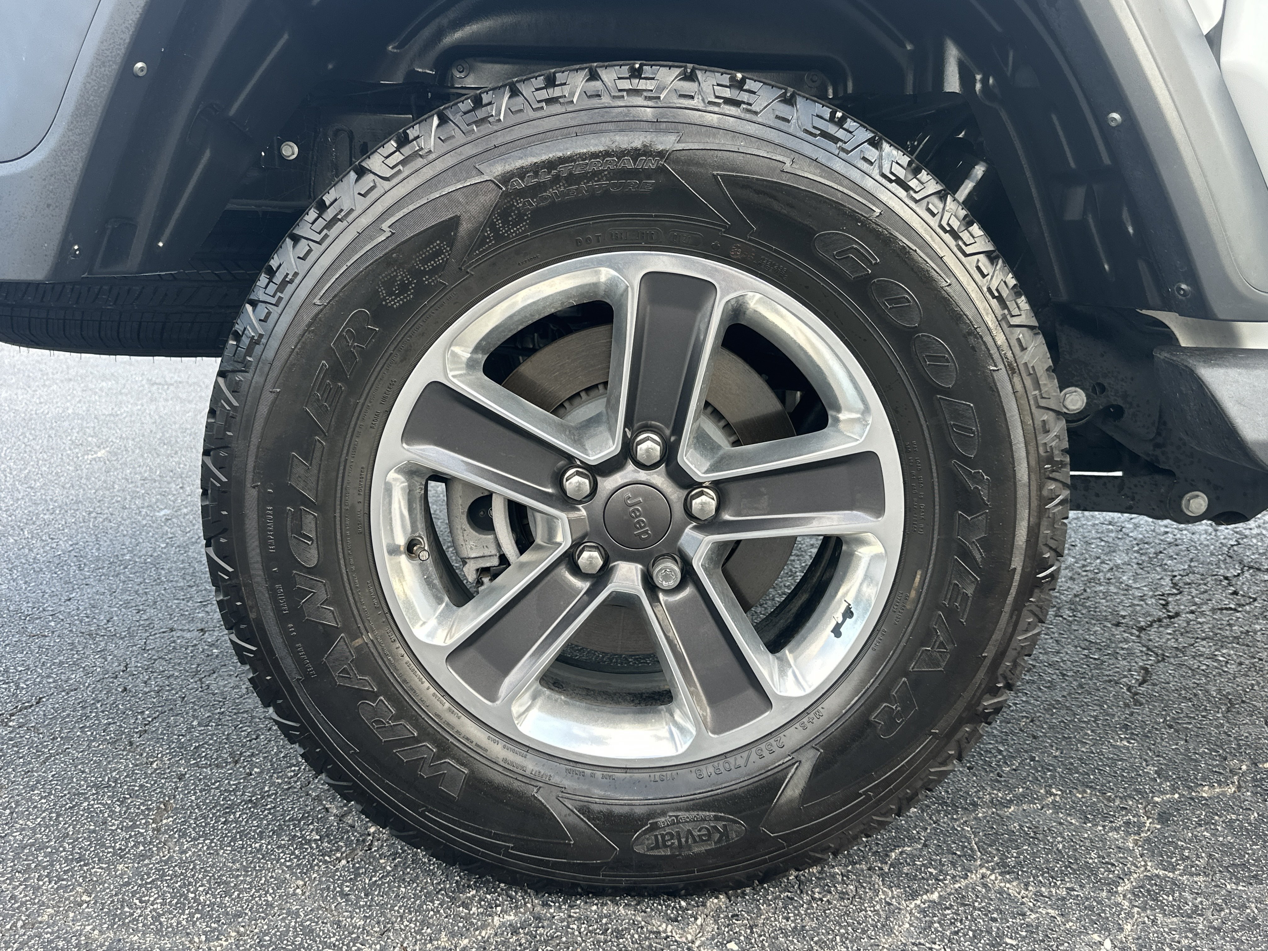 Used 2024 Bright White Clearcoat Jeep Sport image 18
