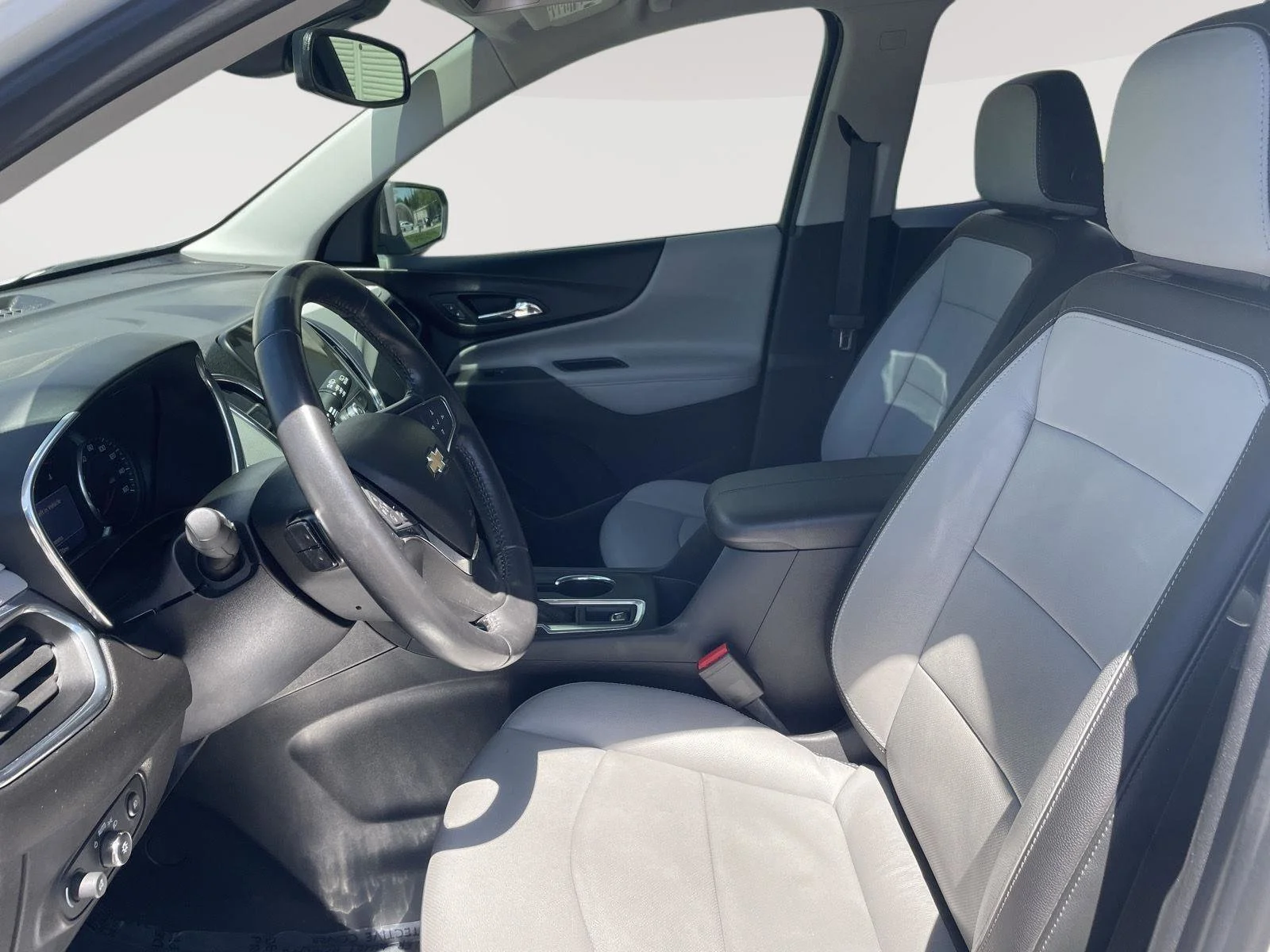 Used 2020 Summit White Chevrolet Premier image 18