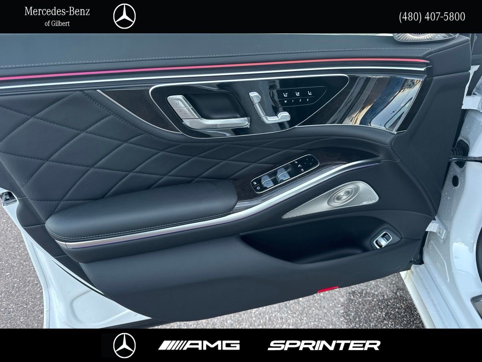 New 2027 MANUFAKTUR Moonlight White Metallic Mercedes-Benz S 580 image 12