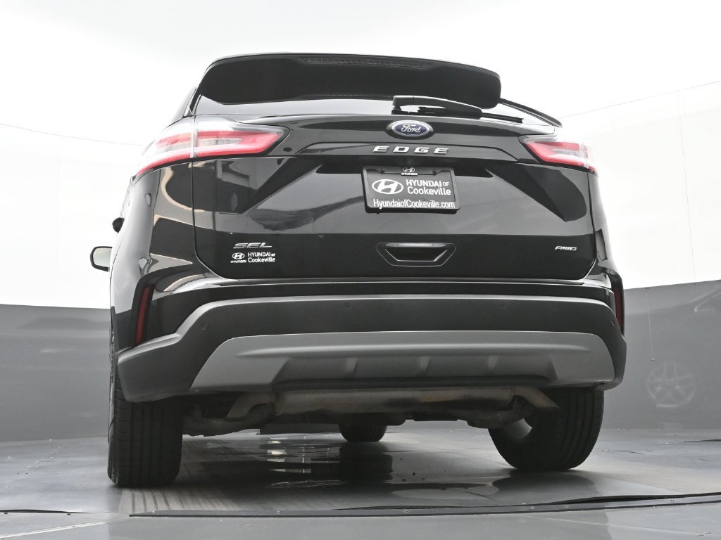 Used 2023 Black Ford SEL image 40
