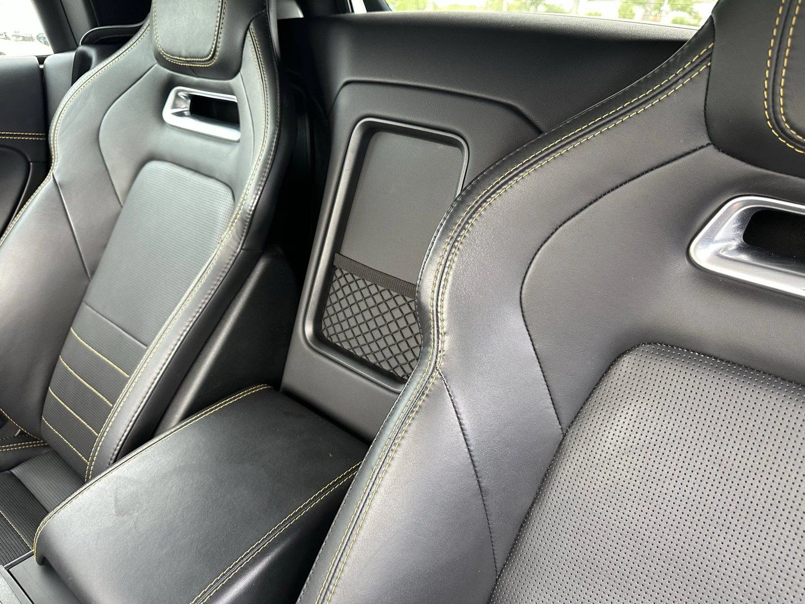 Used 2018 Black Jaguar 400 Sport image 15