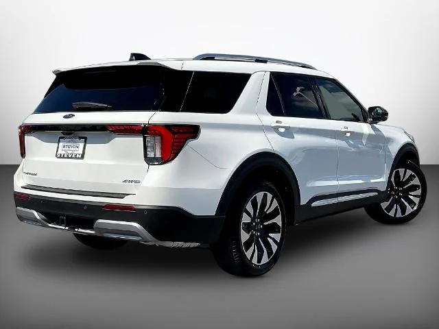 New 2026 Star White Metallic Tri-Coat Ford Platinum™ image 58