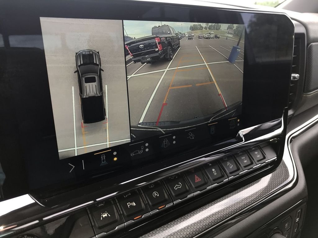 Used 2023 Gray Chevrolet ZR2 image 17