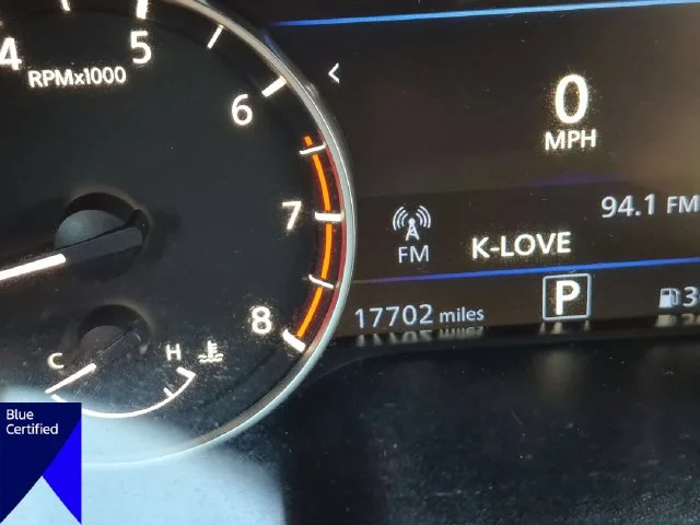 Used 2026 White Nissan 2.5 SR image 19