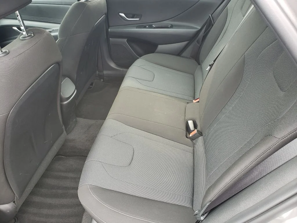 Used 2023 Silver Hyundai SE image 13