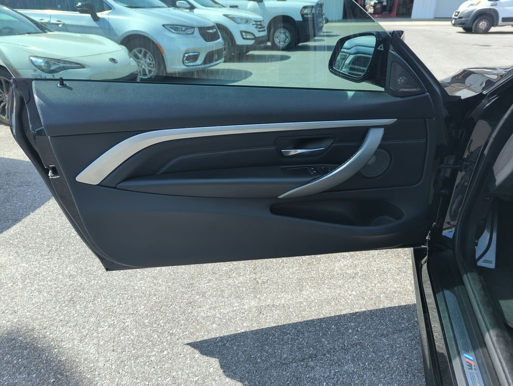 Used 2019 Black BMW 440i image 17