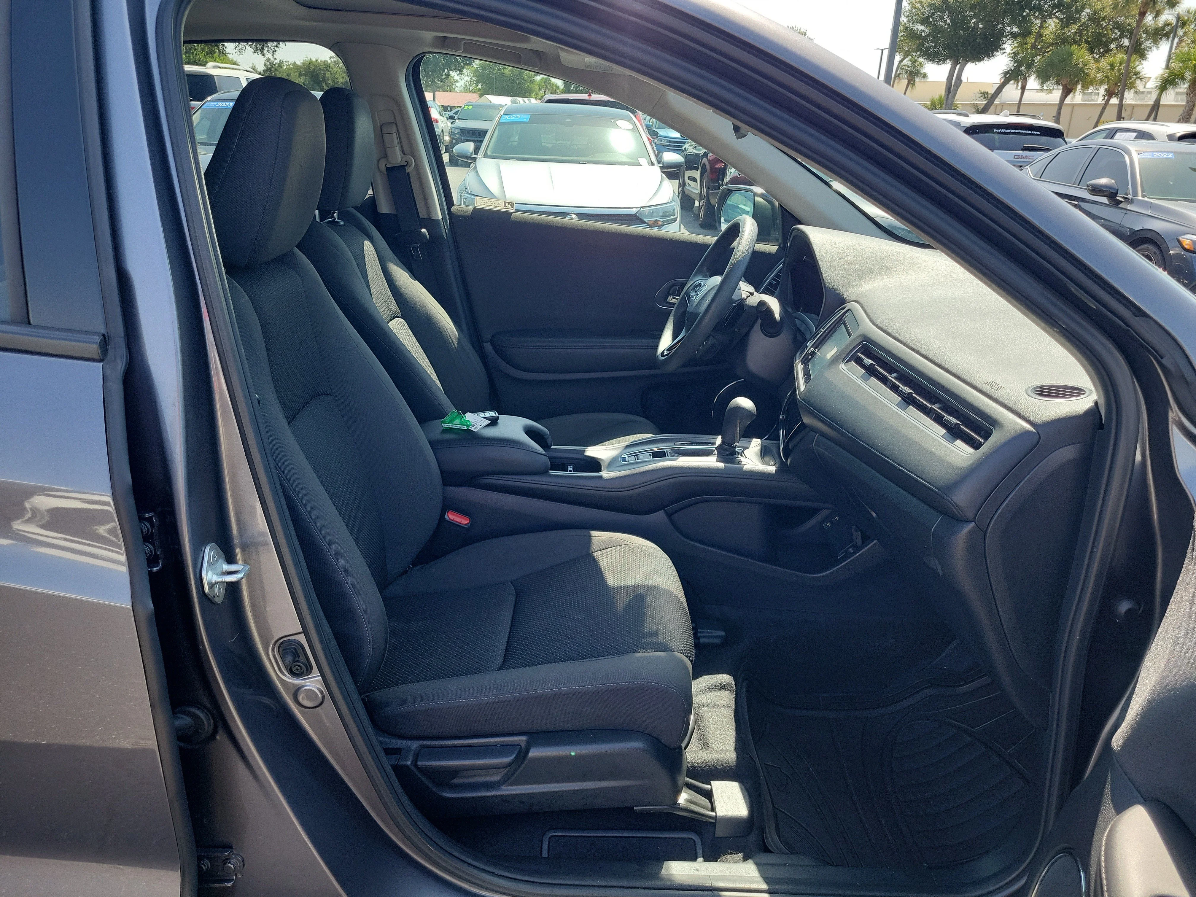 Used 2022 Gray Honda EX image 8