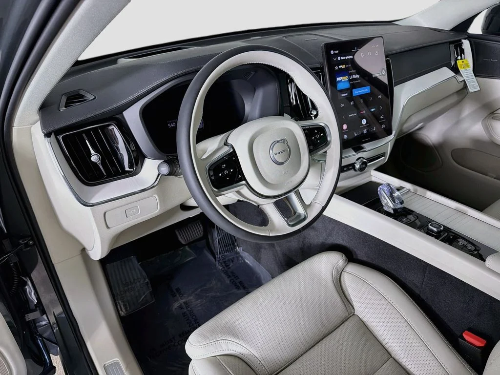 2026 Volvo XC60 Ultra - Photo 9