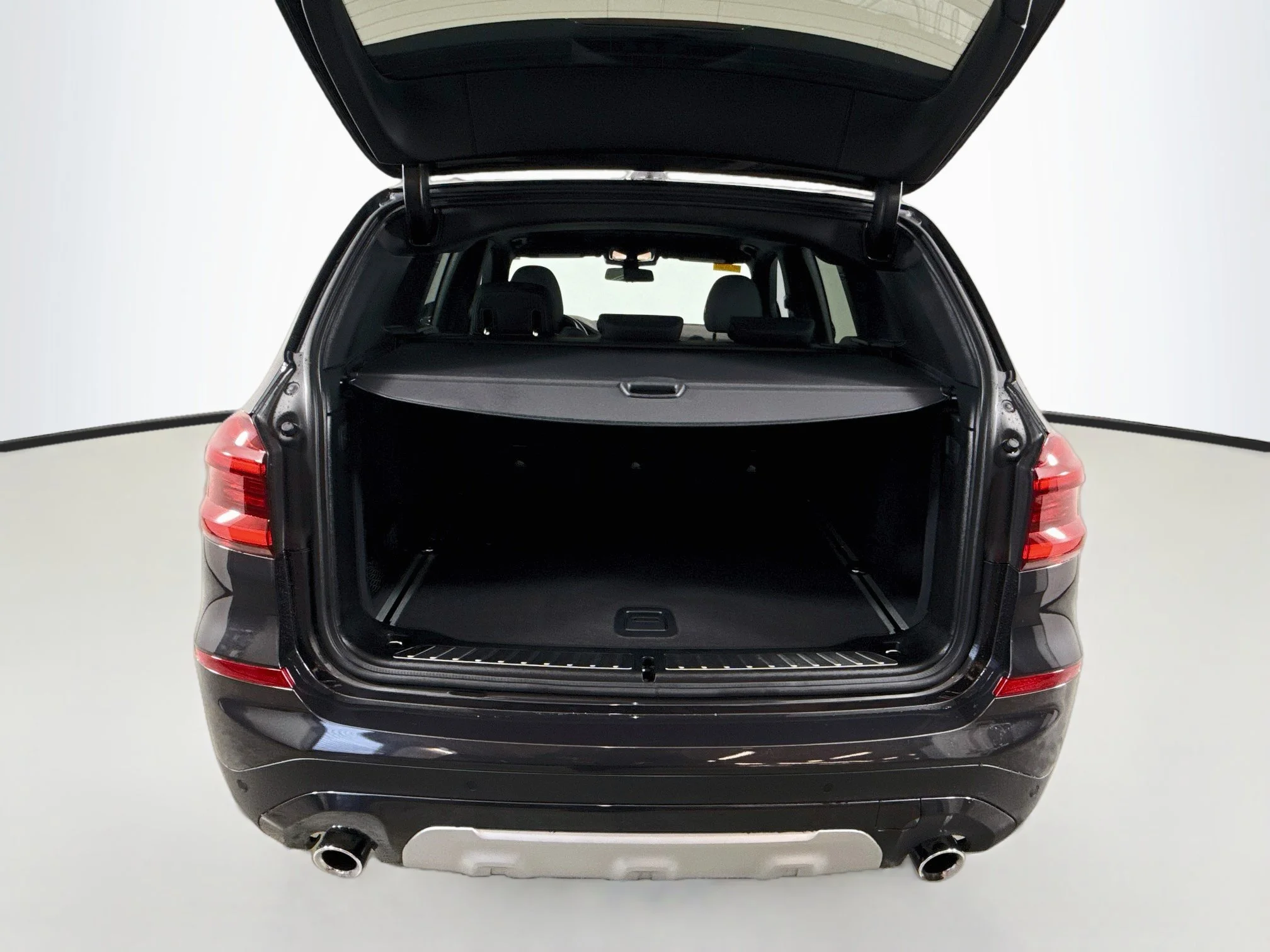 Used 2020 Dark Graphite Metallic BMW xDrive30i image 25